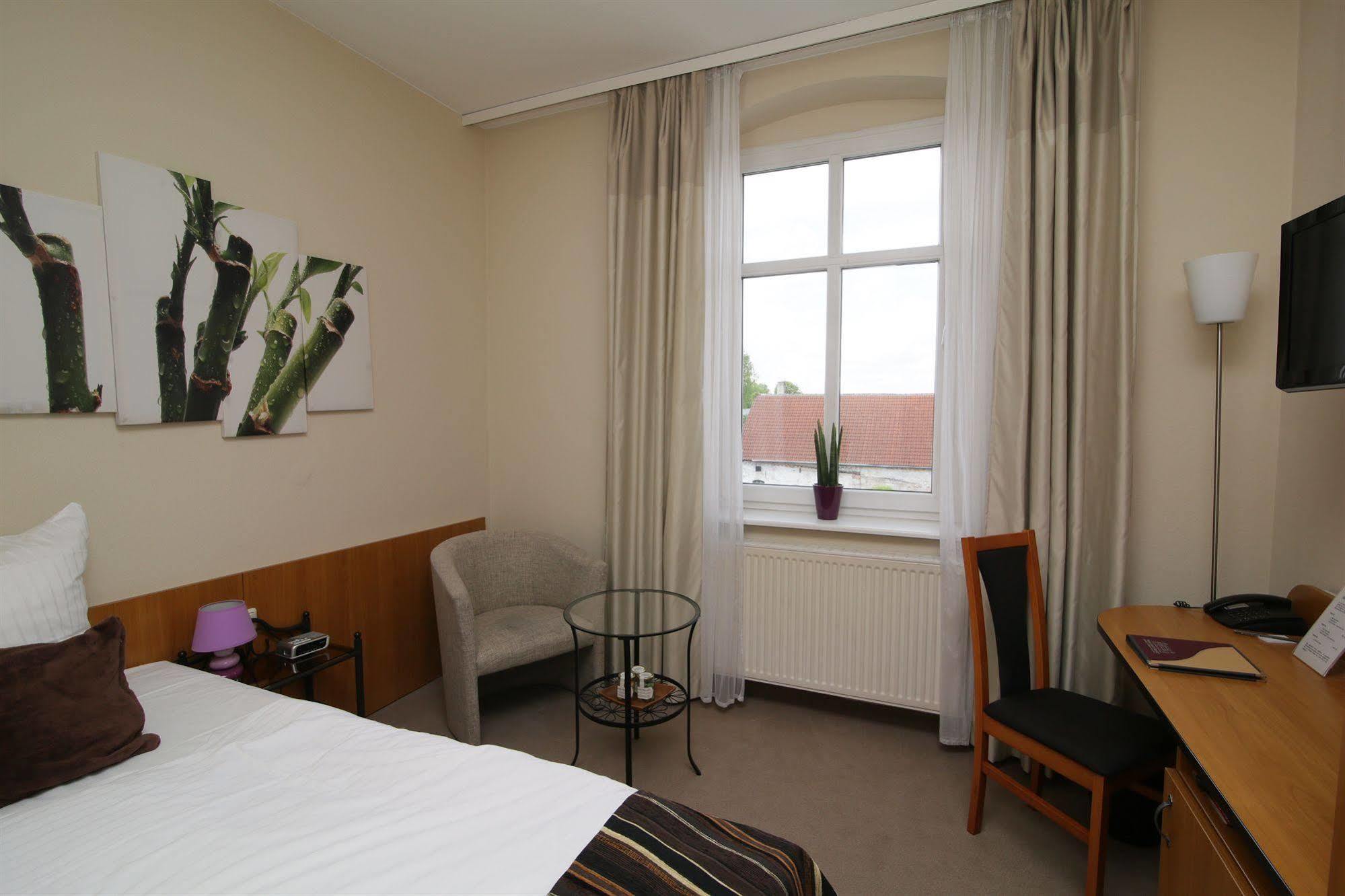 Gut Hotel Stadt Beelitz Eksteriør billede